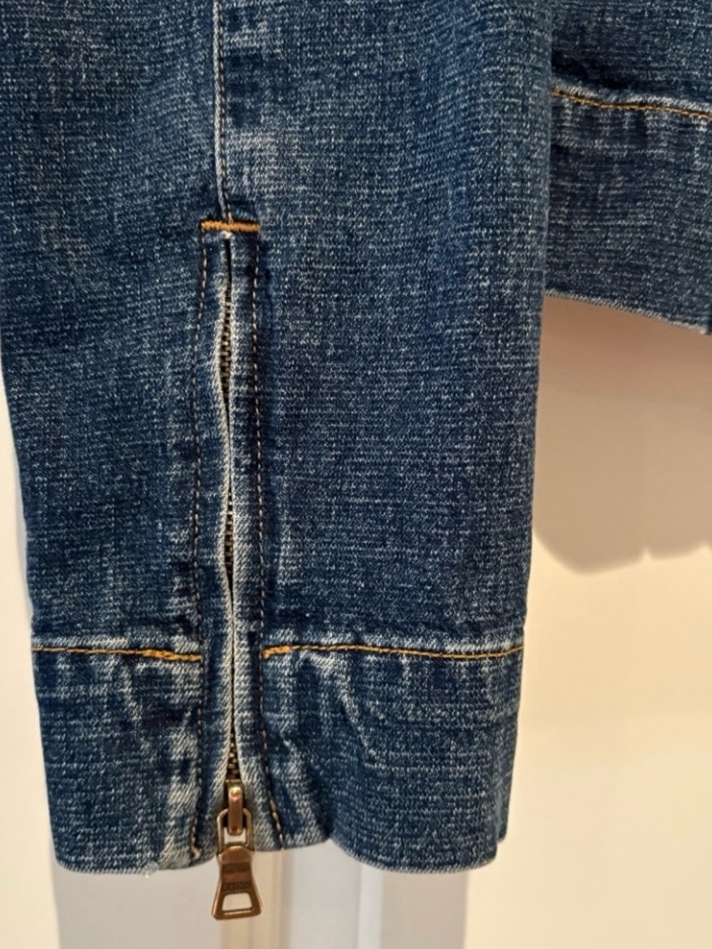 Guess Denim Jacket - Medium - Fits like a Small - Picture 7 of 9